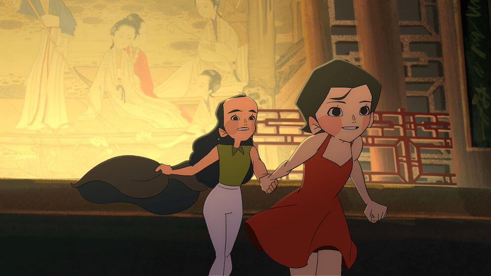 RED MOON #1: girls run away from stage